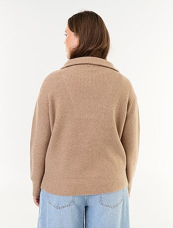 Maglione a costine a collo alto con zip