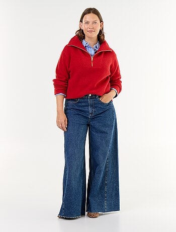 Maglione a costine a collo alto con zip