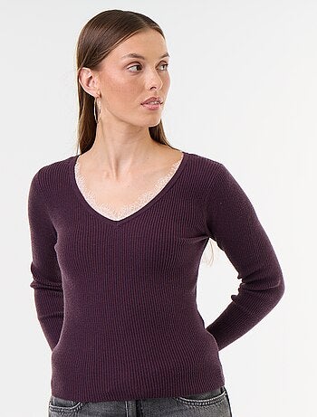 Maglione a costine con scollo a V e pizzo
