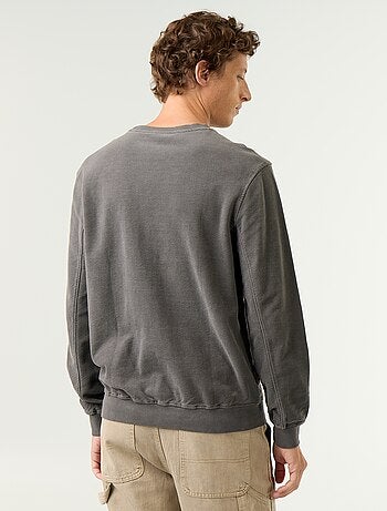 Maglione a costine in maglia fine