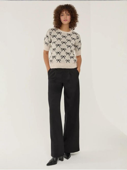 Maglione a maniche corte con motivo a fiocco - Kiabi Maglione a maniche corte con motivo a fiocco - Kiabi