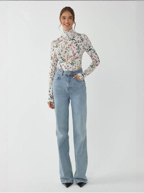 Maglione a maniche lunghe con stampa floreale hiccup - Kiabi Maglione a maniche lunghe con stampa floreale hiccup - Kiabi