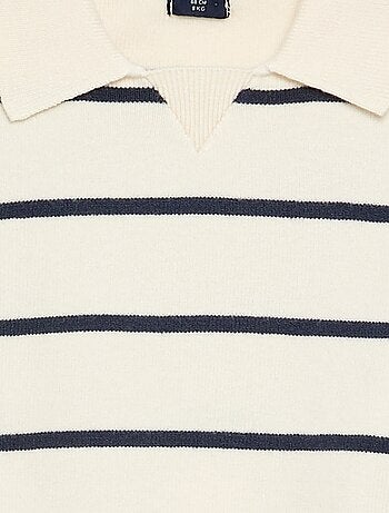 Maglione a righe a maniche lunghe e collo polo