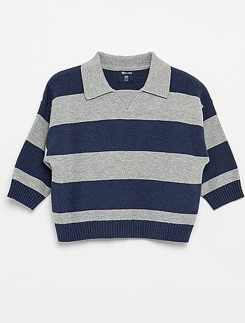 Maglione a righe a maniche lunghe e collo polo
