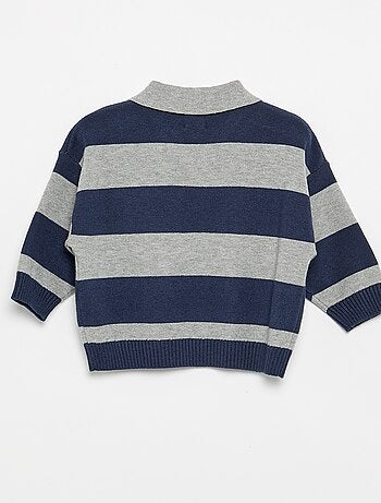 Maglione a righe a maniche lunghe e collo polo
