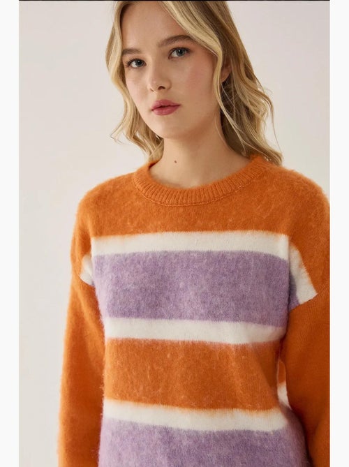 Maglione a righe colorate dalla vestibilità relaxed hiccup - Kiabi Maglione a righe colorate dalla vestibilità relaxed hiccup - Kiabi