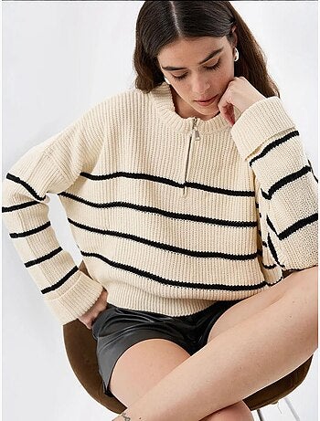 Maglione a righe con cerniera