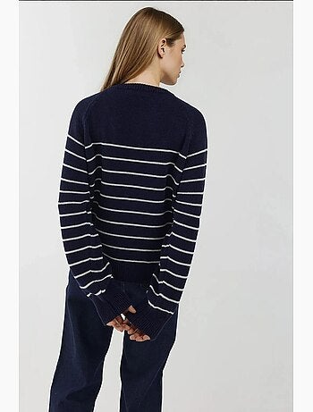 Maglione a righe dalla vestibilità ampia con dettagli a bottoni hiccup