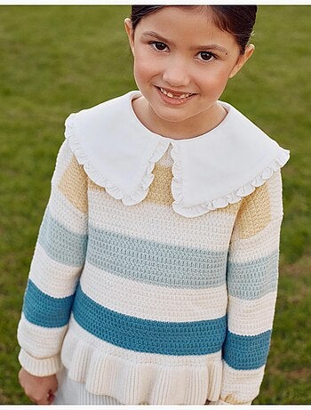 Maglione a righe lavorato a maglia con orlo arricciato