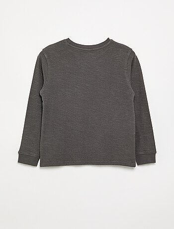 Maglione a tinta unita a maniche lunghe