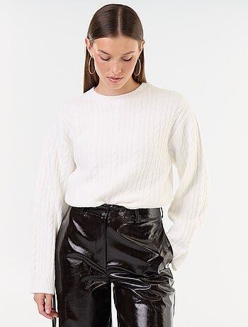 Maglione a trecce girocollo