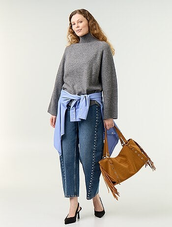 Maglione caldo a collo alto