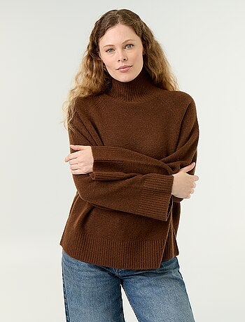Maglione caldo a collo alto