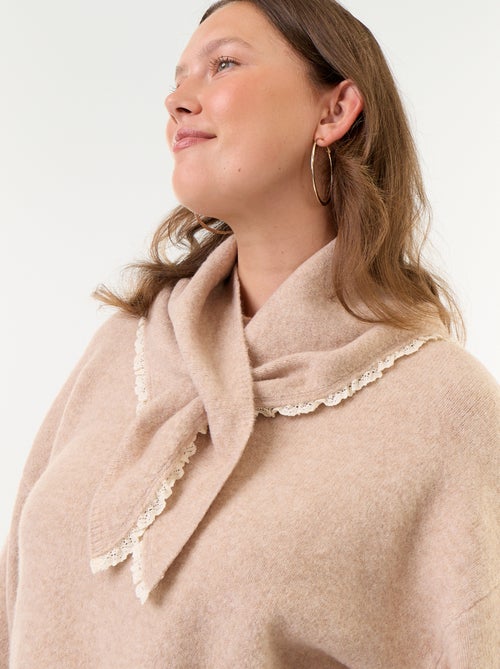 Maglione collo rotondo maniche ampie con foulard abbinato - Kiabi Maglione collo rotondo maniche ampie con foulard abbinato - Kiabi
