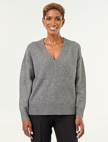 Maglione con ampio scollo a V in maglia a coste