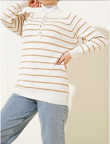 Maglione con bottoni bdart