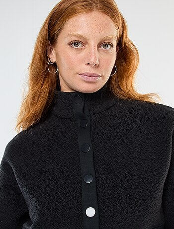 Maglione con collo a lupetto in materiale effetto montone