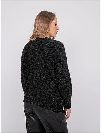 Maglione con scritta in maglia pelosa e filo dorato koperdi
