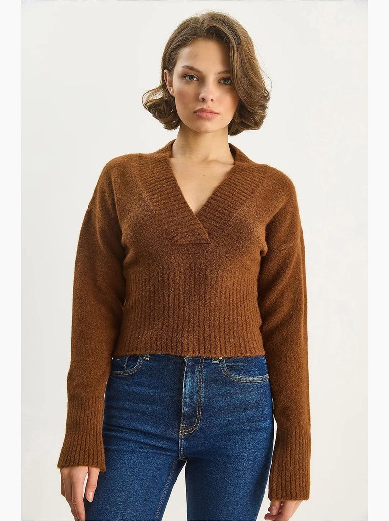 Maglione corto a costine con scollo a v slim fit lucci Cammello - Kiabi