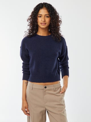Maglione cropped in maglia morbida