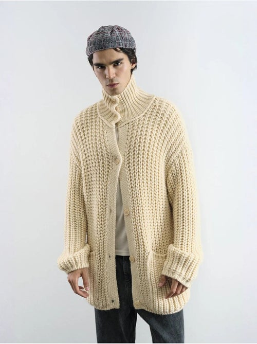 Maglione dolcevita oversize a coste con chiusura a bottoni giesto - Kiabi Maglione dolcevita oversize a coste con chiusura a bottoni giesto - Kiabi