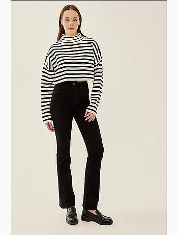 Maglione dolcevita oversize corto a righe hiccup