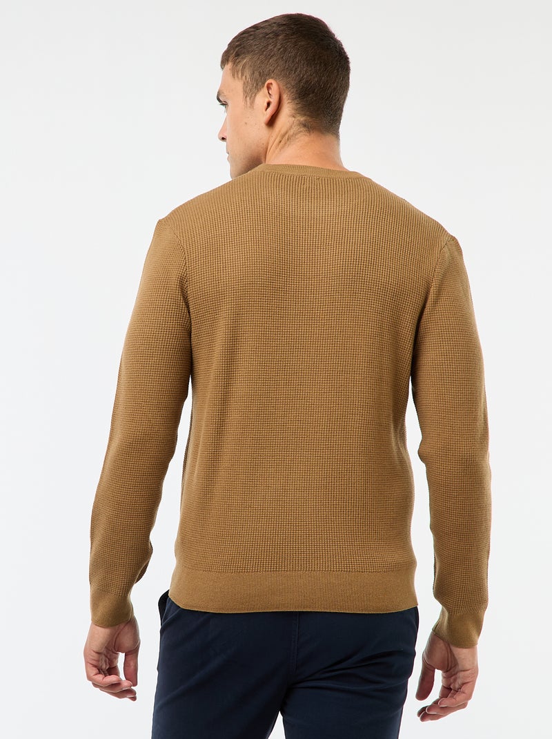 Maglione girocollo goffrato tinta unita Marrone - Kiabi