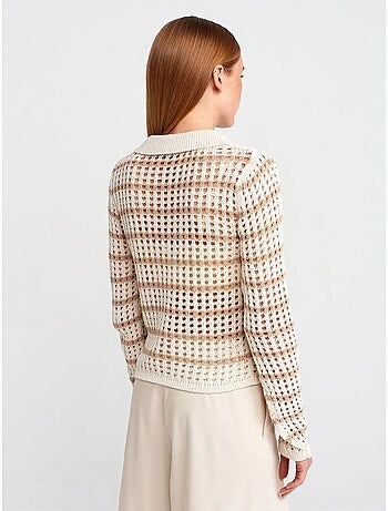Maglione in maglia a righe con colletto polo e bottoni dilvin