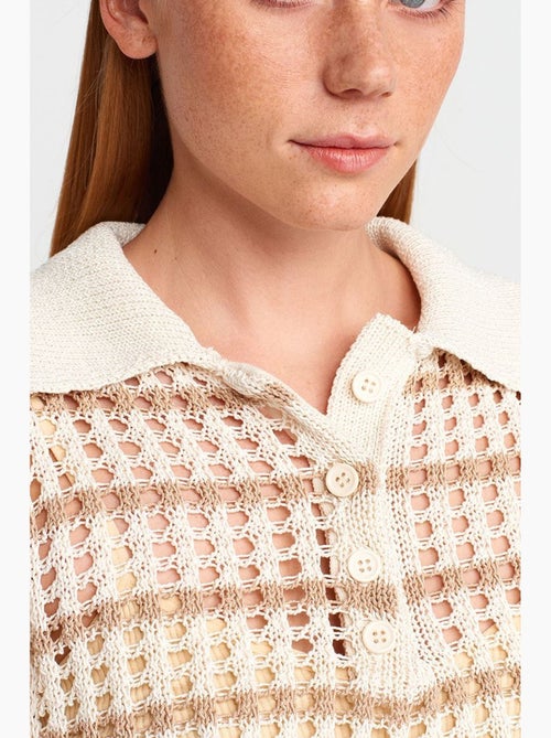 Maglione in maglia a righe con colletto polo e bottoni dilvin - Kiabi Maglione in maglia a righe con colletto polo e bottoni dilvin - Kiabi