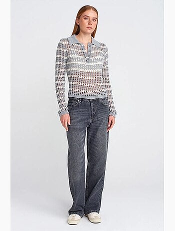 Maglione in maglia a righe con colletto polo e bottoni dilvin