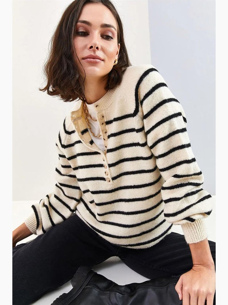 Maglione in maglia con colletto a bottoni lucci Avorio - Kiabi