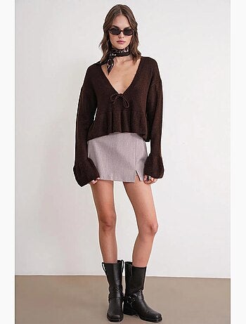 Maglione in maglia con dettaglio a fiocco, ruches e scollo a v mixray