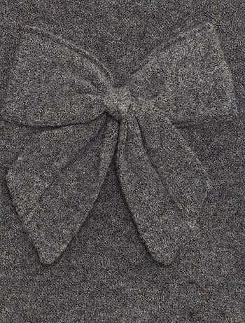Maglione in maglia con fiocco decorativo sul davanti