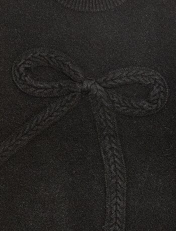 Maglione in maglia con fiocco in maglia a trecce sul davanti