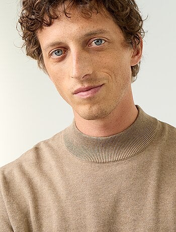 Maglione in maglia fine con collo alto