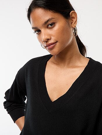 Maglione in maglia fine scollo a V