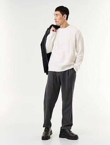 Maglione in maglia grossa con trecce