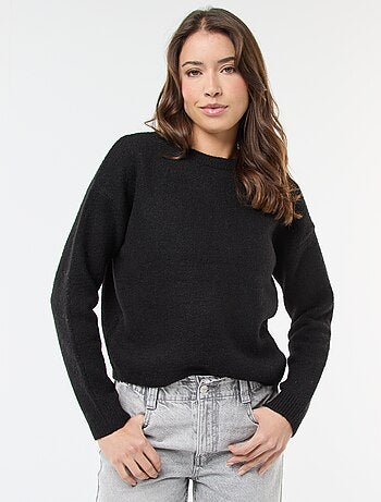 Maglione in tessuto morbido con scollo rotondo