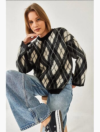 Maglione lavorato a maglia con spacchi e motivo a rombi in pile lucci