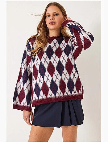 Maglione lavorato a maglia con spacchi e motivo a rombi in pile lucci