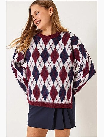 Maglione lavorato a maglia con spacchi e motivo a rombi in pile lucci
