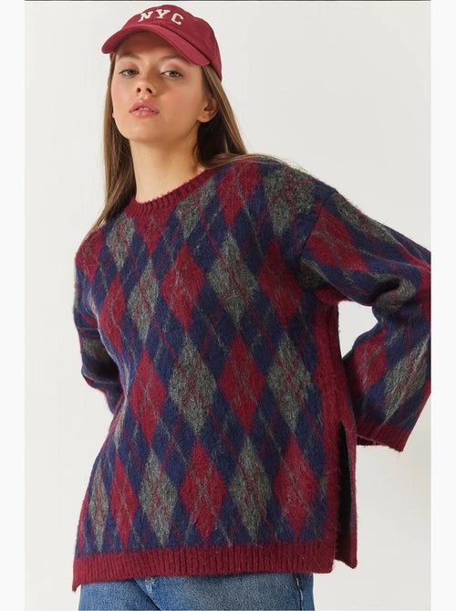 Maglione lavorato a maglia con spacchi e motivo a rombi in pile lucci - Kiabi