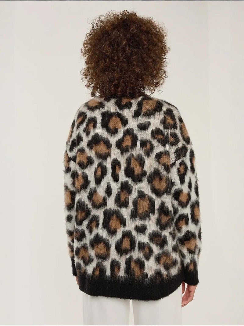 Maglione lavorato a maglia con stampa leopardata Multicolore - Kiabi