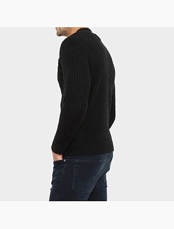 Maglione lavorato a trecce