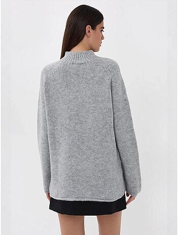Maglione oversize a collo alto