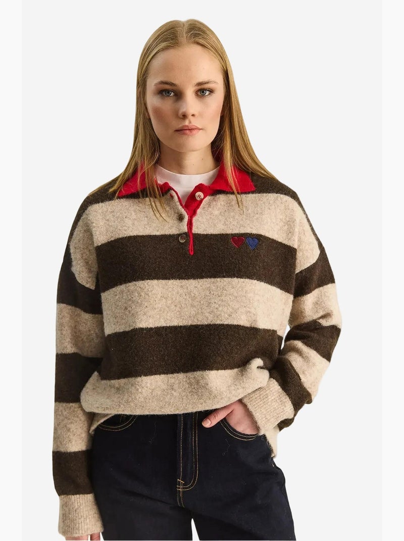 Maglione oversize a righe con colletto polo e ricamo lucci Marrone - Kiabi