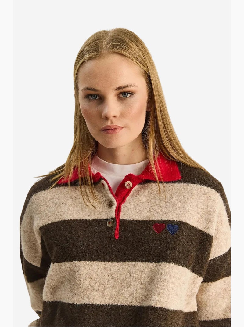 Maglione oversize a righe con colletto polo e ricamo lucci Marrone - Kiabi