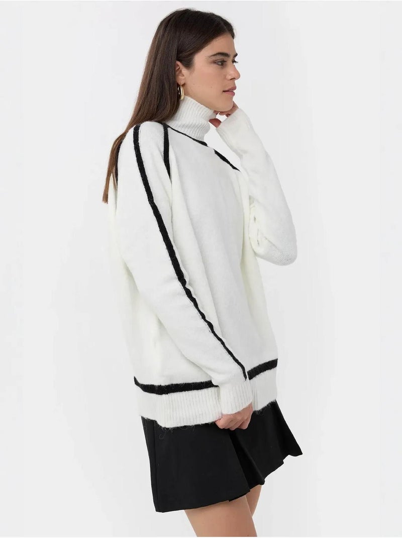 Maglione oversize in maglia con dettagli a contrasto hiccup Bianco - Kiabi