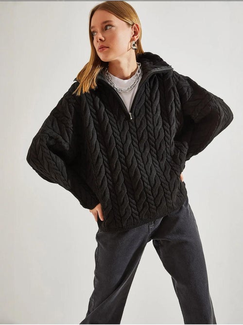 Maglione oversize per capelli e barba con collo con zip lucci - Kiabi Maglione oversize per capelli e barba con collo con zip lucci - Kiabi