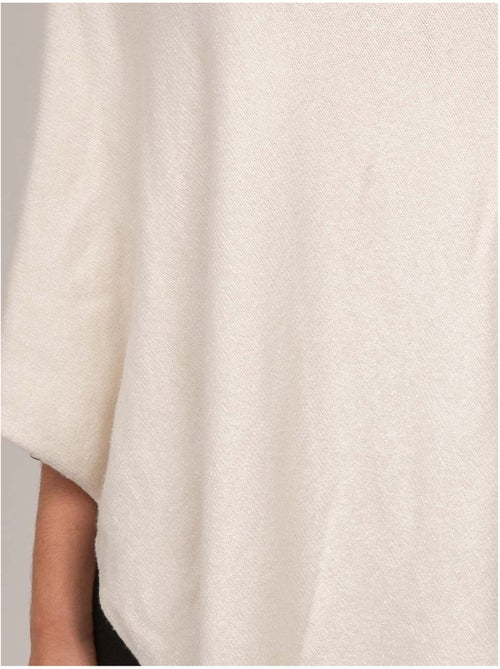Maglione poncho asimmetrico in maglia sottile kuvene - Kiabi Maglione poncho asimmetrico in maglia sottile kuvene - Kiabi